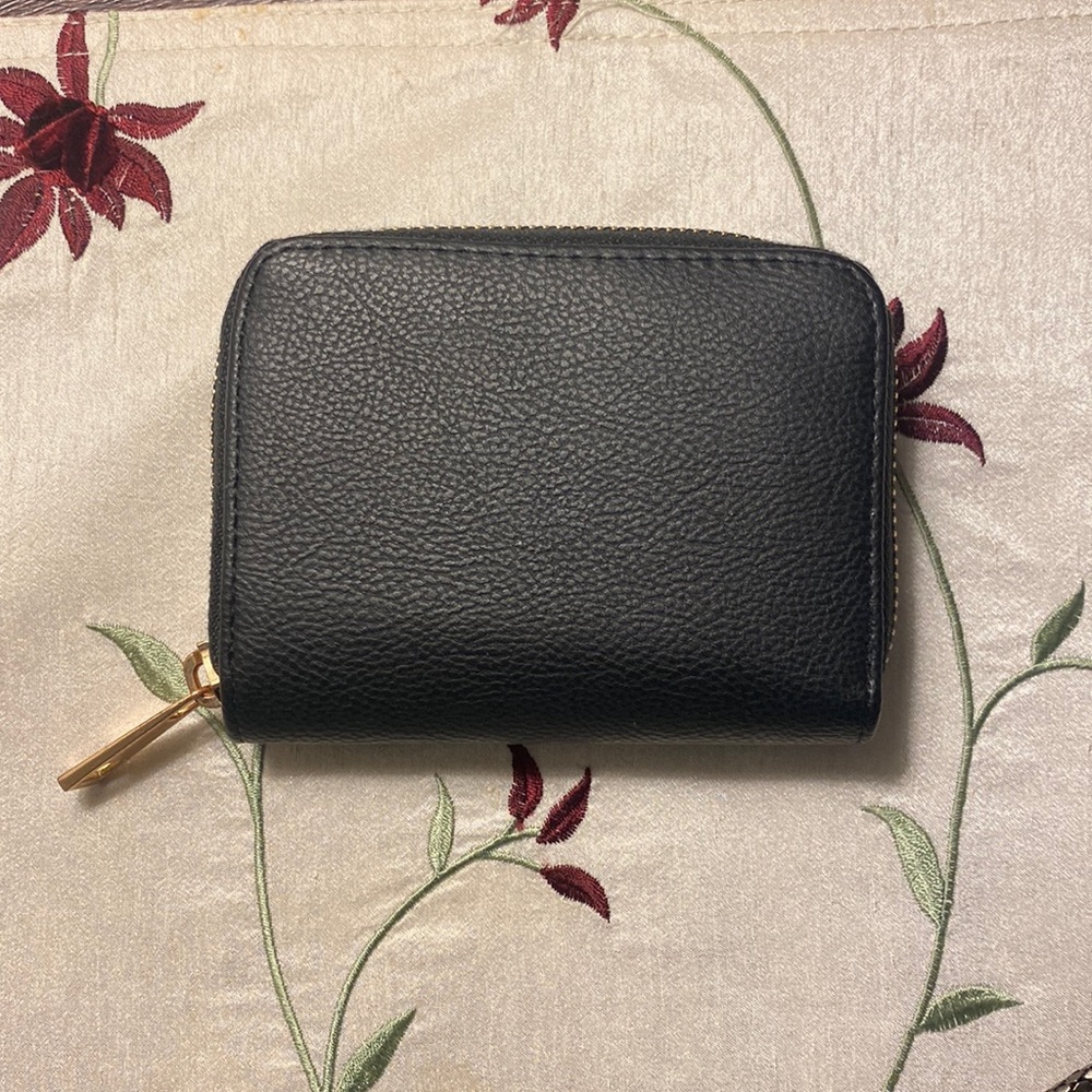 NWOT “A New Day” Small Wallet/Change Purse